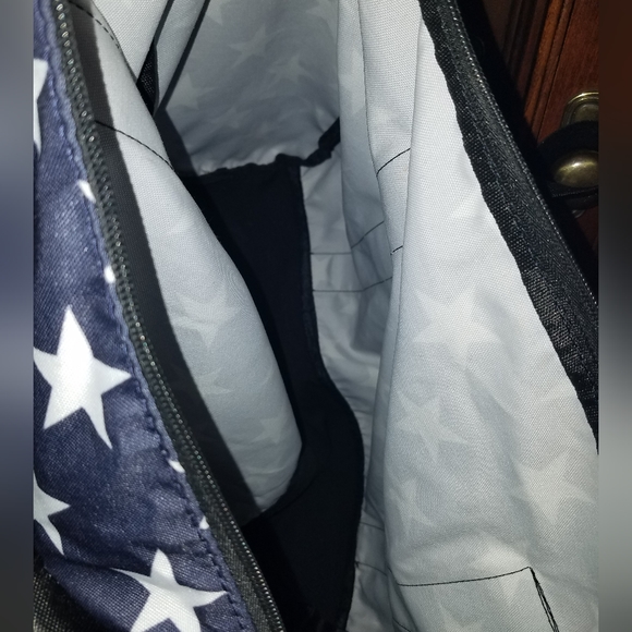 Kendall & Kylie star duffle tote bag - Picture 2 of 3